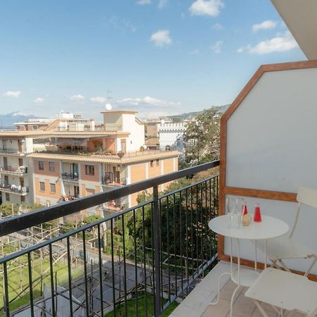Le Tre Ccc Bed & Breakfast Sorrento Bagian luar foto