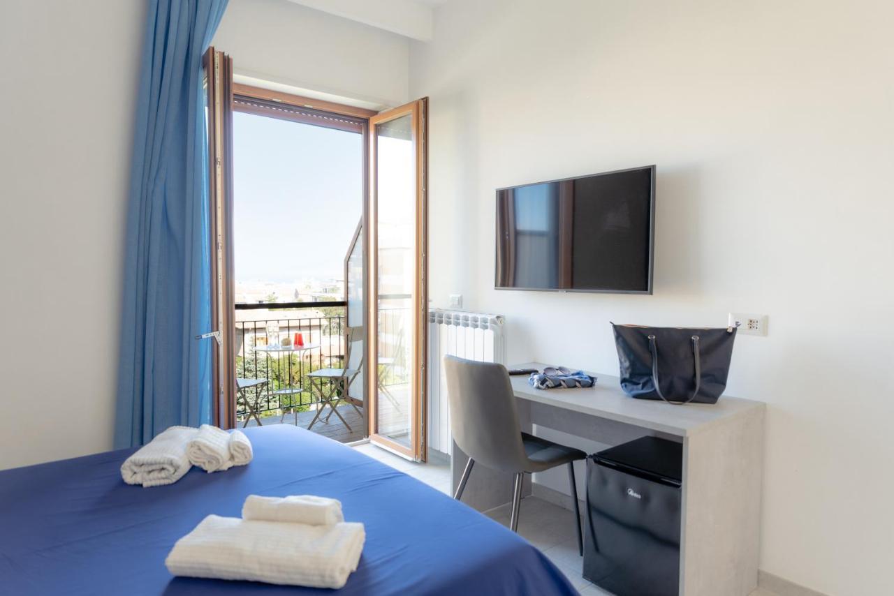 Le Tre Ccc Bed & Breakfast Sorrento Bagian luar foto