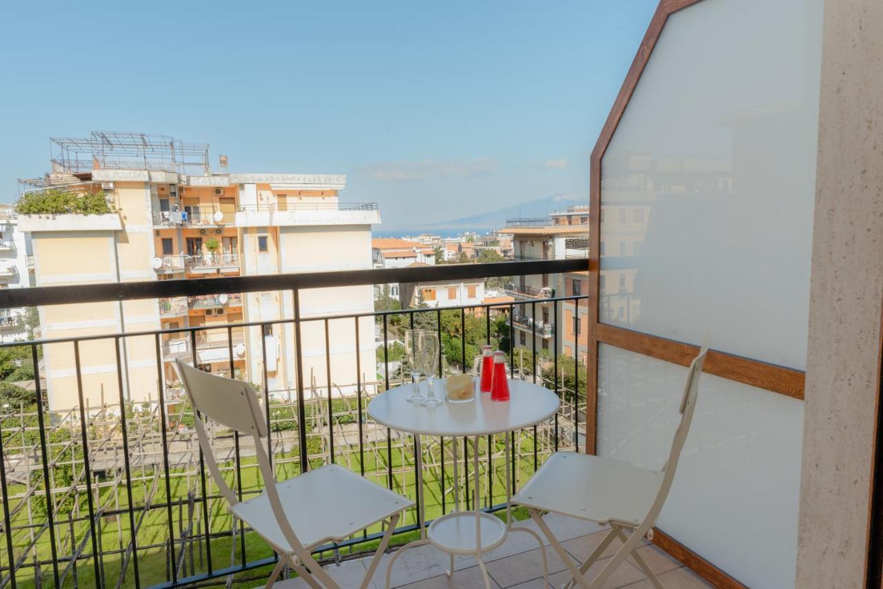 Le Tre Ccc Bed & Breakfast Sorrento Bagian luar foto