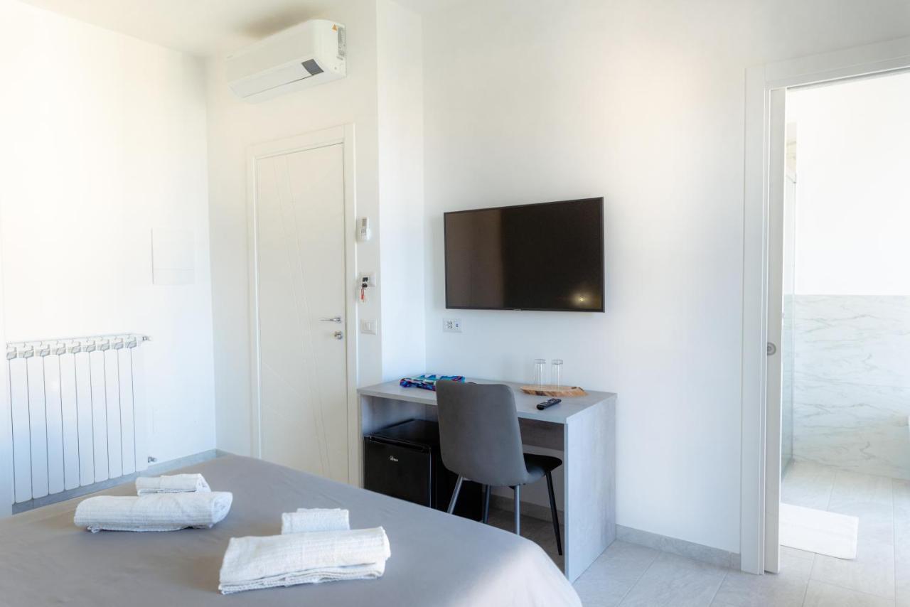 Le Tre Ccc Bed & Breakfast Sorrento Bagian luar foto